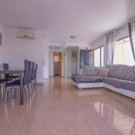 Villa Moderna Con Piscina El Campello Eksteriør billede