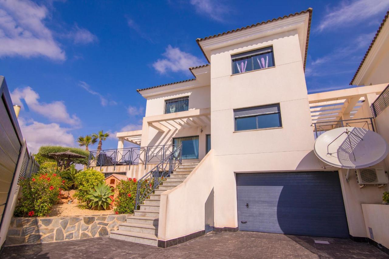 Villa Moderna Con Piscina El Campello Eksteriør billede